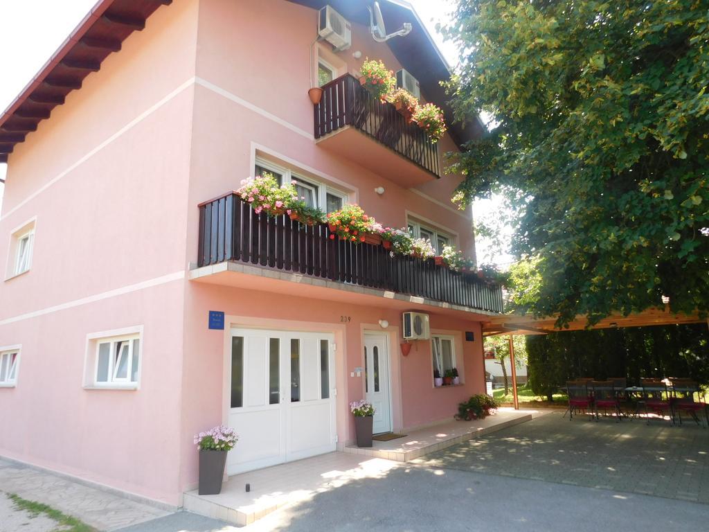 House Vukovic Hotel Grabovac  Luaran gambar